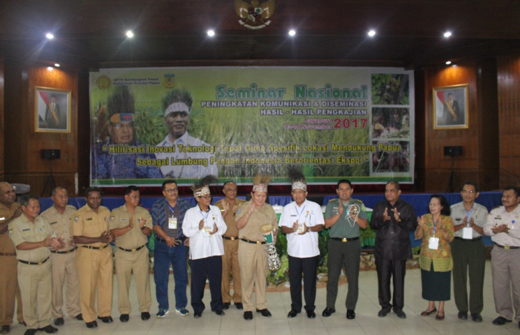 Petani Diminta Manfaatkan Teknologi Tepat Guna